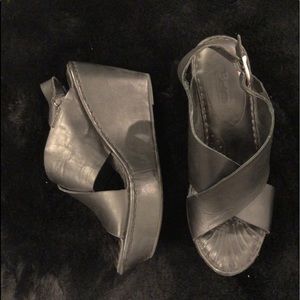 Born Black Leather Wedge Crossover Strap Sandals